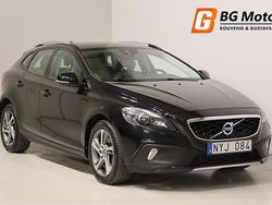 Svart Begagnad 2013 Volvo V40 CC Momentum Kombi | 134 900 kr (Bra pris)