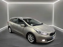Grå Begagnad 2013 Kia Ceed Sportswagon Comfort Kombi | 39 900 kr (Marknadspris)