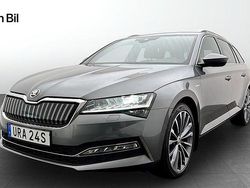 Grå Begagnad 2023 Skoda Superb Business Line Kombi | 354 900 kr (Marknadspris)
