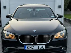 Svart Begagnad 2010 BMW 750L Sedan | 199 000 kr