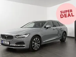Grå Begagnad 2023 Volvo V90 Core Kombi | 439 500 kr (Marknadspris)