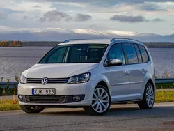 Vit Begagnad 2012 VW Touran GT Minibuss | 69 000 kr (Bra pris)