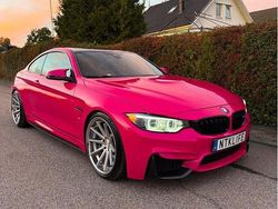 Svart Begagnad 2016 BMW M4 Sport Line Sportkupé | 479 000 kr
