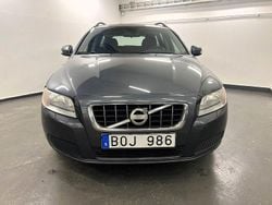 Grå Begagnad 2010 Volvo V70 Kinetic Kombi | 54 900 kr (Superpris)
