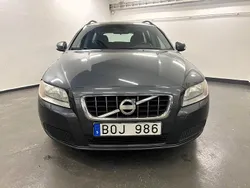Grå Begagnad 2010 Volvo V70 Kinetic Kombi | 54 900 kr (Superpris)