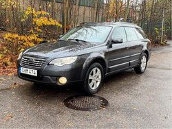Grå Begagnad 2008 Subaru Outback Kombi | 59 900 kr (Bra pris)