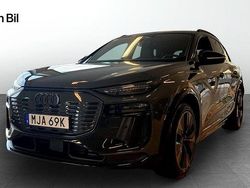 Grå Begagnad 2024 Audi Q6 e-tron S-Line SUV | 859 000 kr (Lite dyr)
