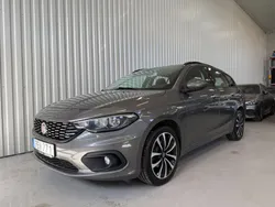 Grå Begagnad 2017 Fiat Tipo Lounge Kombi | 109 900 kr (Marknadspris)