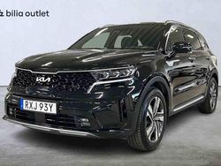 Svart Begagnad 2023 Kia Sorento SUV | 519 900 kr (Marknadspris)