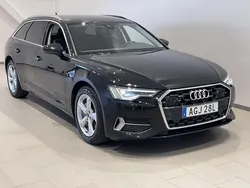 Svart (mytsvart metallic) Begagnad 2024 Audi A6 Proline Kombi | 449 000 kr (Marknadspris)