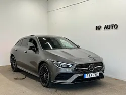 Mörkgrå Begagnad 2023 Mercedes CLA250e AMG Sedan | 359 900 kr (Superpris)