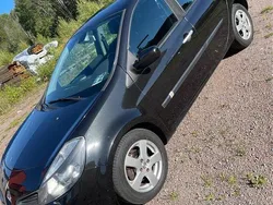 Svart Begagnad 2007 Renault Clio R.S. Halvkombi | 23 000 kr (Superpris)
