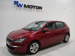 Mörkröd Begagnad 2013 Peugeot 308 Active Halvkombi | 69 800 kr (Bra pris)