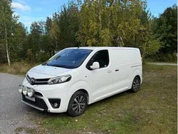 Blå Begagnad 2016 Toyota Proace Van | 89 000 kr (Dyr)