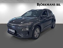 Grå Begagnad 2020 Hyundai Kona Premium SUV | 199 900 kr (Bra pris)
