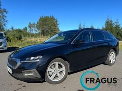 Svart Begagnad 2021 Skoda Octavia Kombi | 135 000 kr (Marknadspris)
