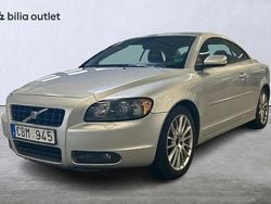 Ljusgrå Begagnad 2006 Volvo C70 Summum Cab | 74 900 kr (Marknadspris)