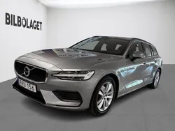 Grå Begagnad 2018 Volvo V60 Momentum Kombi | 259 800 kr (Marknadspris)