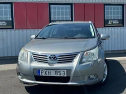 Ljusgrå Begagnad 2008 Toyota Avensis Business Edition Kombi | 67 900 kr (Marknadspris)