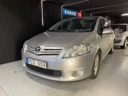 Silver Begagnad 2012 Toyota Auris Plus Halvkombi | 39 500 kr (Lite dyr)