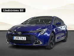 Mörkblå Begagnad 2024 Toyota Corolla Style Kombi | 389 000 kr (Dyr)