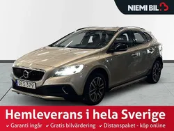 Ljusbrun Begagnad 2016 Volvo V40 CC Kombi | 214 900 kr (Lite dyr)