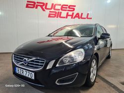 Svart Begagnad 2012 Volvo V60 Momentum Kombi | 115 900 kr (Marknadspris)