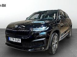 Svart (black magic pärleffekt me) Begagnad 2022 Skoda Kodiaq SportLine SUV | 379 900 kr (Dyr)