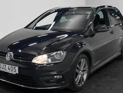 Svart Begagnad 2017 VW Golf VII R-line Halvkombi | 109 900 kr (Superpris)
