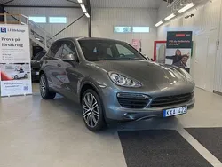 Mörkgrå (grå) Begagnad 2011 Porsche Cayenne S E-Hybrid SUV | 219 900 kr (Marknadspris)
