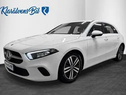 Vit Begagnad 2019 Mercedes A180 Halvkombi | 189 900 kr (Marknadspris)