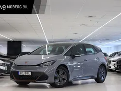 Ljusgrå Begagnad 2024 Cupra Born Halvkombi | 309 900 kr (Marknadspris)