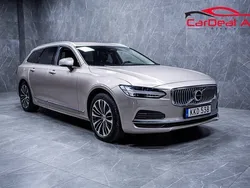 Ljusgrå Begagnad 2022 Volvo V90 Core Kombi | 364 800 kr (Marknadspris)