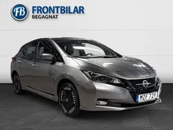 Grå Begagnad 2022 Nissan Leaf 360º Halvkombi | 234 900 kr (Lite dyr)