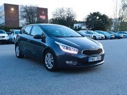 Grå Begagnad 2013 Kia Ceed Comfort Halvkombi | 58 700 kr (Marknadspris)