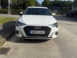 Vit Begagnad 2023 Audi A3 Sportback Comfort Halvkombi | 235 000 kr (Bra pris)