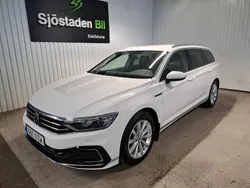 Vit Begagnad 2021 VW Passat GTE Kombi | 264 900 kr (Lite dyr)