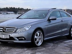 Grå samma som bilen Begagnad 2009 Mercedes E350 AMG Sportkupé | 169 500 kr (Dyr)