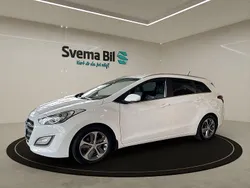 Vit Begagnad 2016 Hyundai i30 Edition Kombi | 129 900 kr (Bra pris)
