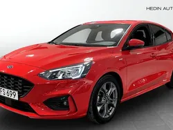 Röd (red) Begagnad 2021 Ford Focus ST-Line Halvkombi | 157 900 kr (Bra pris)