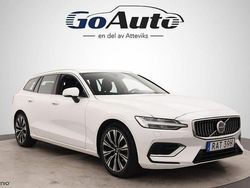 Vit Begagnad 2022 Volvo V60 Core Kombi | 349 500 kr (Marknadspris)