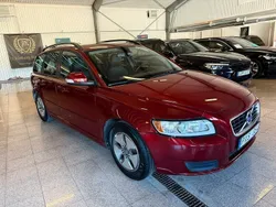 Röd Begagnad 2011 Volvo V50 Kombi | 79 900 kr (Lite dyr)