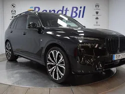 Svart Begagnad 2024 BMW X7 Exclusive SUV | 1 295 000 kr