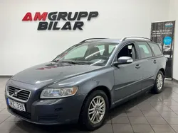 Grå Begagnad 2008 Volvo V50 Kinetic Kombi | 39 900 kr (Marknadspris)