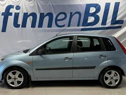 Blå Begagnad 2006 Ford Fiesta Halvkombi | 29 500 kr (Lite dyr)