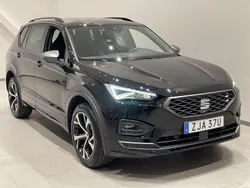 Svart (deep black metallic) Begagnad 2024 Seat Tarraco FR SUV | 419 900 kr (Marknadspris)