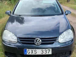 Blå Begagnad 2008 VW Golf Trendline Halvkombi | 13 900 kr (Superpris)