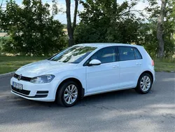 Vit Begagnad 2016 VW Golf VII Halvkombi | 97 000 kr (Marknadspris)