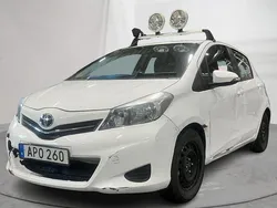 Vit Begagnad 2014 Toyota Yaris | 49 000 kr