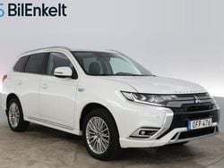 Vit Begagnad 2019 Mitsubishi Outlander Comfort Edition SUV | 174 800 kr